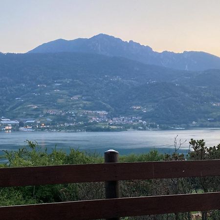 Lake Apartment Ischia Green Tenna Ngoại thất bức ảnh