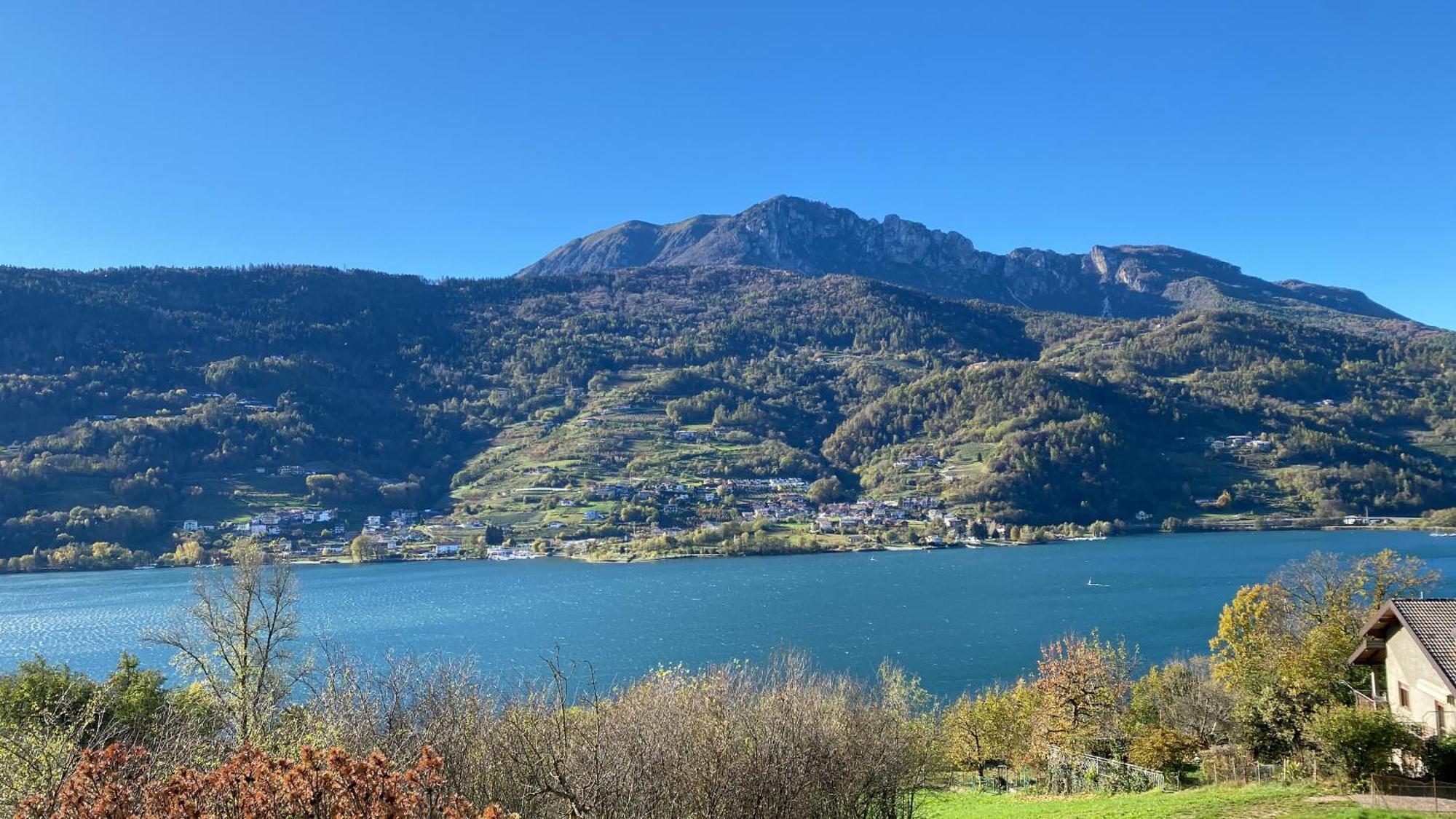 Lake Apartment Ischia Green Tenna Ngoại thất bức ảnh